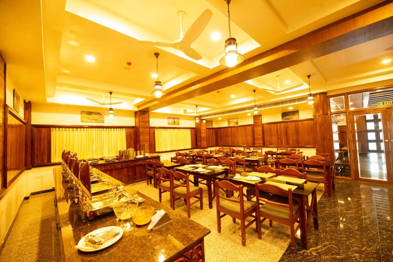 Hotel Guruvayur Darshan Exterior foto