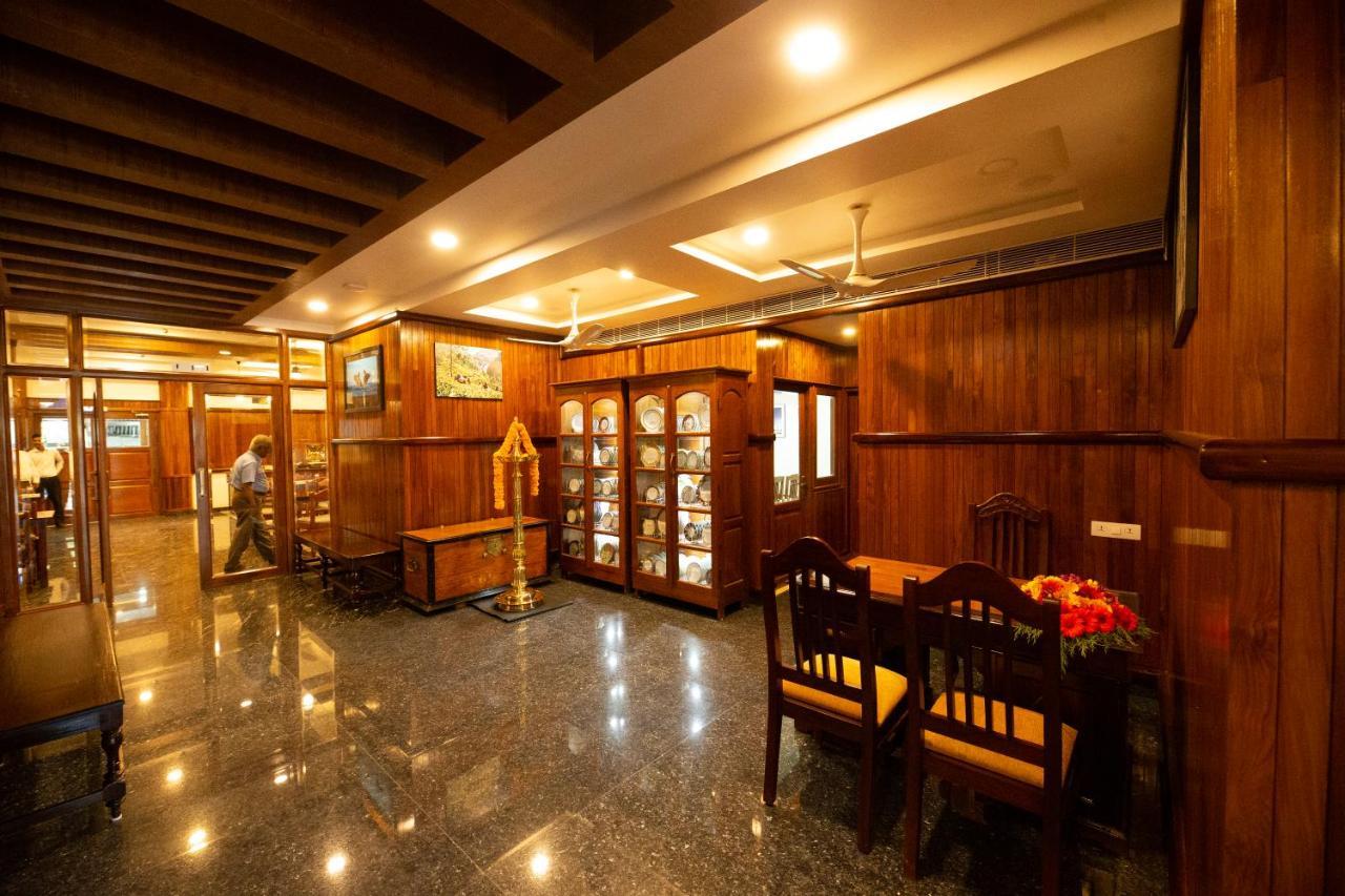 Hotel Guruvayur Darshan Exterior foto