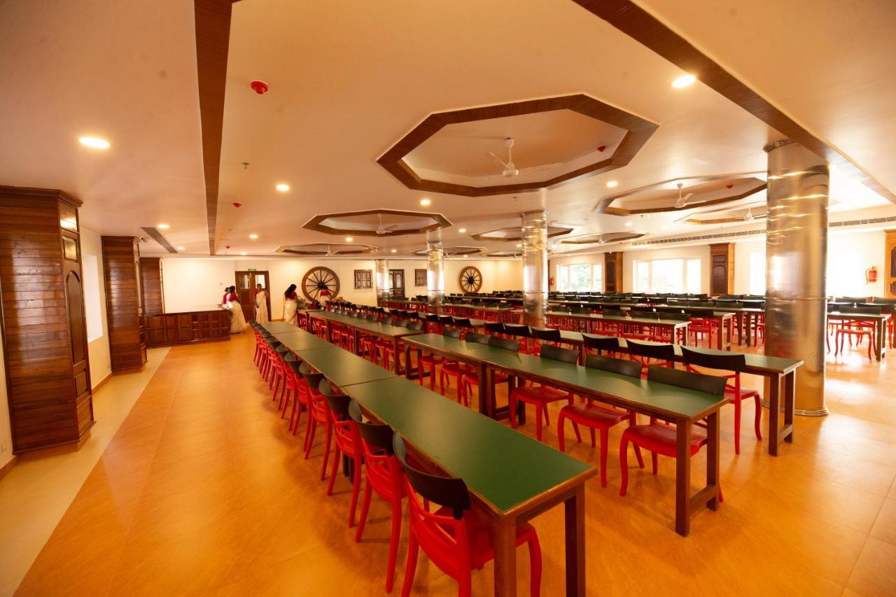 Hotel Guruvayur Darshan Exterior foto
