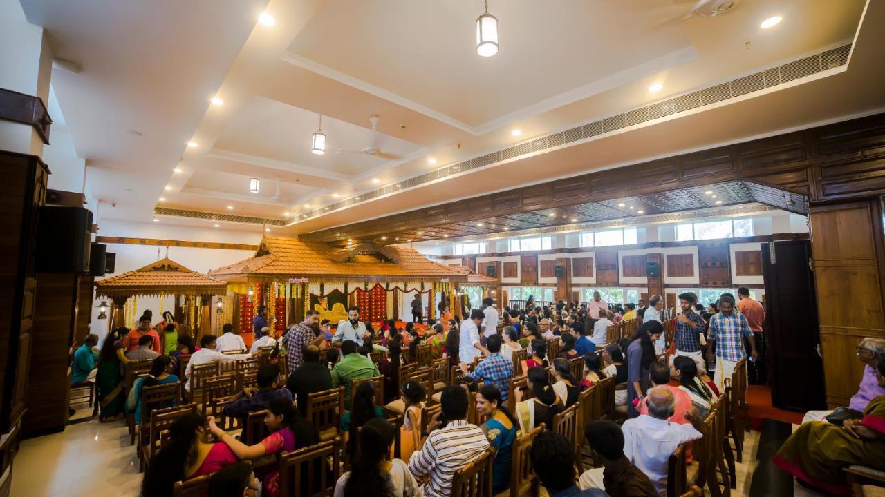 Hotel Guruvayur Darshan Exterior foto